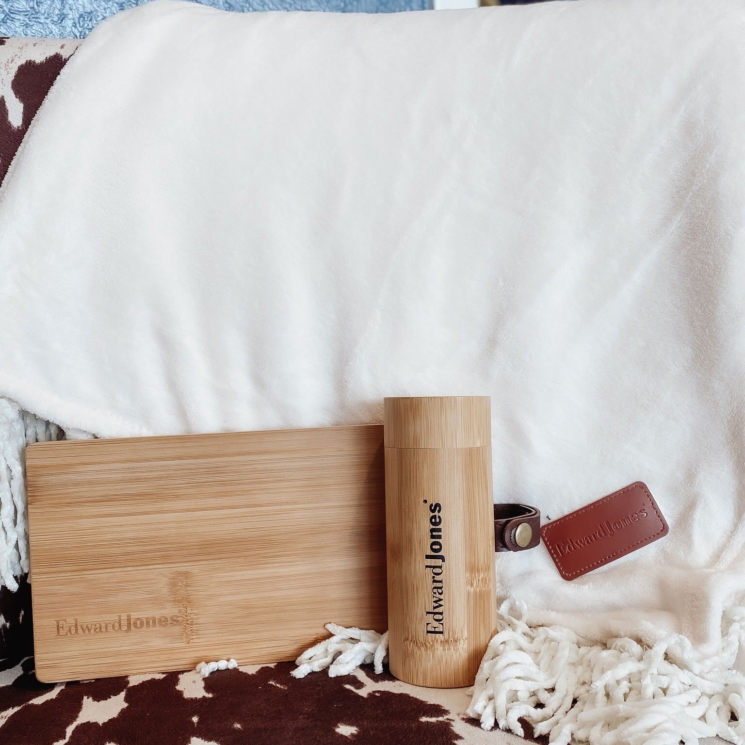 Promotional Products 14 Edward Jones items